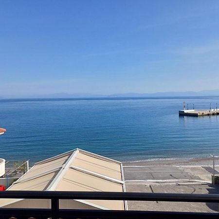 Kamvissis Hotel Tirós Eksteriør billede