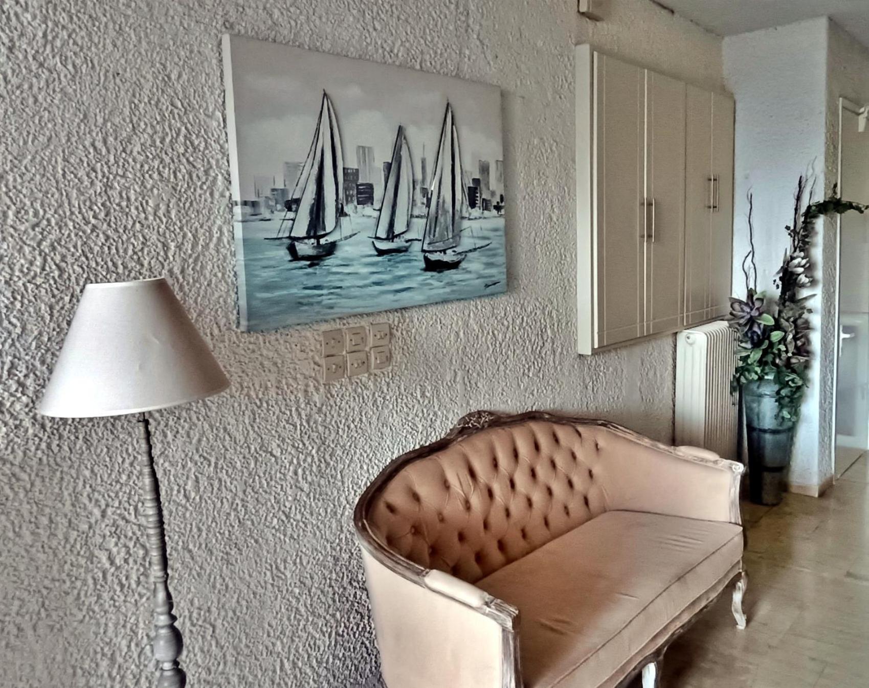 Kamvissis Hotel Tirós Eksteriør billede